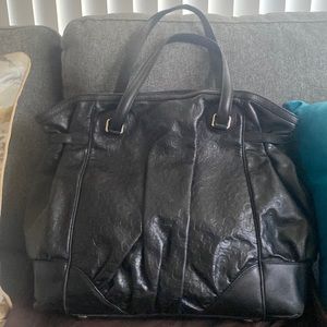 Black leather Authenticated gently used Gucci Bag. Nice!